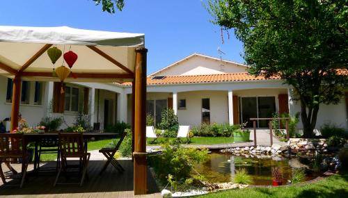 La Rochelle Bed & Breakfast | 30 m² Bed and breakfast ∙ 4 guests