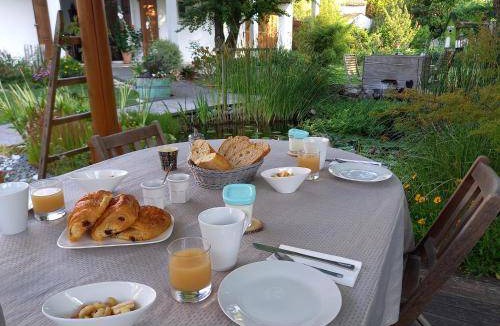 La Rochelle Bed & Breakfast | 30 m² Bed and breakfast ∙ 4 guests