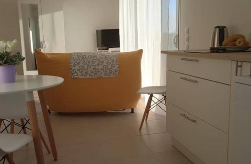 Saint-Simon-de-Bordes House | 30 m² House ∙ 1 bedroom ∙ 2 guests