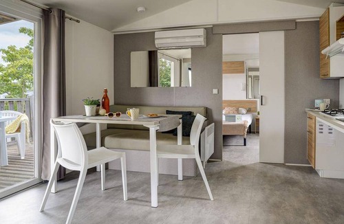 Boulazac-Isle-Manoire House | 30 m² Mobile home ∙ 2 bedrooms ∙ 5 guests