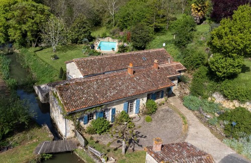 Payroux Other | 300 m² Accommodation ∙ 4 bedrooms ∙ 10 guests