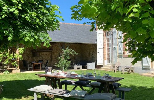 Troche House | 300 m² House ∙ 4 bedrooms ∙ 8 guests