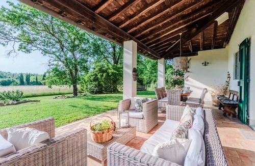 Orentano Villa | 300 m² Villa ∙ 4 bedrooms ∙ 8 guests