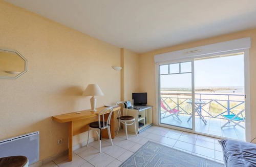 Port District Apartment | 31 m² Apartment ∙ 4 guests
