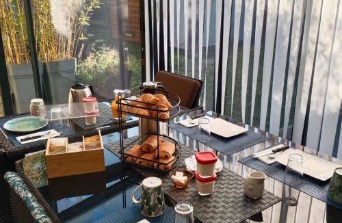 Saint-Andre-de-Cubzac Bed & Breakfast | 31 m² Bed and breakfast ∙ 4 guests