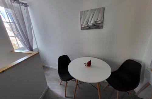 La Souterraine Apartment | 32 m² Apartment ∙ 1 bedroom ∙ 2 guests