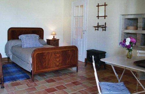 Montlieu la Garde Bed & Breakfast | 32 m² Bed and breakfast ∙ 10 guests