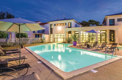 Saint-Palais-sur-Mer Apartment | 32 m² Apartment ∙ 1 bedroom ∙ 4 guests