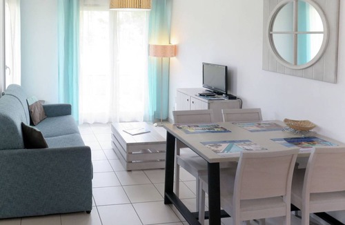 Saint-Palais-sur-Mer House | 32 m² House ∙ 1 bedroom ∙ 4 guests