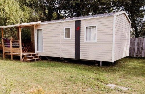 Saint-Laurent-de-Medoc House | 32 m² Mobile home ∙ 3 bedrooms ∙ 5 guests