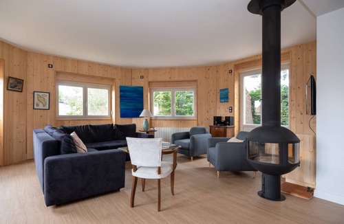 Saint-Trojan-les-Bains Villa | 320 m² Villa ∙ 8 bedrooms ∙ 16 guests