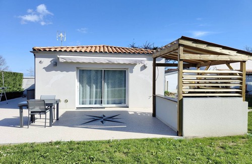 Vaux-sur-Mer Apartment | 33 m² Apartment ∙ 1 bedroom ∙ 2 guests