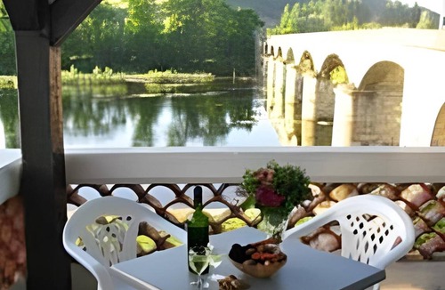 Siorac-en-Perigord Bed & Breakfast | 33 m² Bed and breakfast ∙ 5 guests