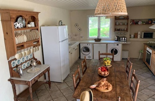 Verteillac Villa | 330 m² Villa ∙ 7 bedrooms ∙ 17 guests