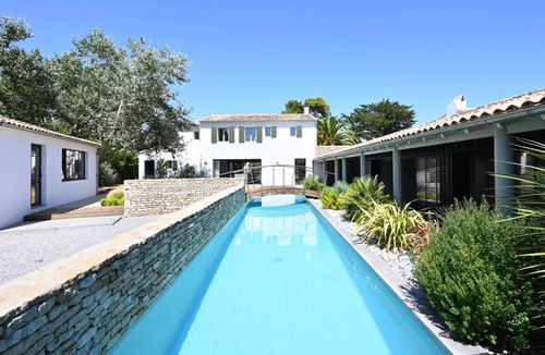 Les Portes-en-Re House | 340 m² House ∙ 4 bedrooms ∙ 10 guests