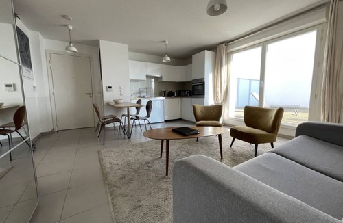 Bassins a Flot Apartment | 35 m² Apartment ∙ 1 bedroom ∙ 4 guests