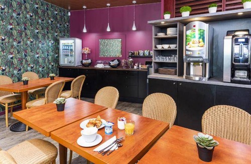 Bordeaux Sud Apartment | 35 m² Serviced apartment ∙ 127 guests