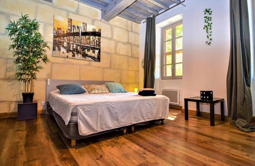 Tarascon House | 366 m² House ∙ 5 bedrooms ∙ 10 guests
