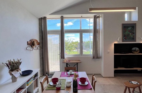 Saint-Fort-sur-Gironde Apartment | 38 m² Apartment ∙ 1 bedroom ∙ 4 guests