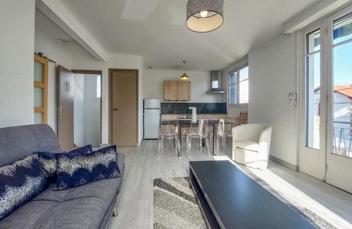 Pontaillac House | 4 bedroom awesome home in Royan