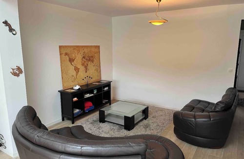 Villenave-d'Ornon House | 4 bedroom private vacation home in Villenave-d'Ornon