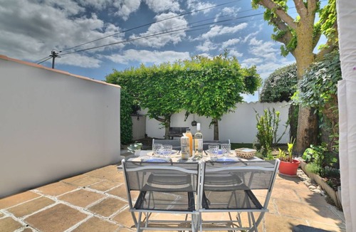 Cheray Other | 40 m² Accommodation ∙ 1 bedroom ∙ 4 guests