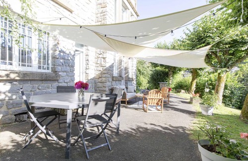 Uzerche House | 40 m² Gîte ∙ 1 bedroom ∙ 2 guests