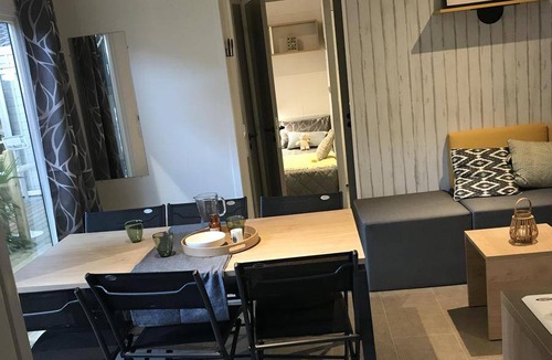 Montpon-Menesterol House | 40 m² Mobile home ∙ 2 bedrooms ∙ 8 guests