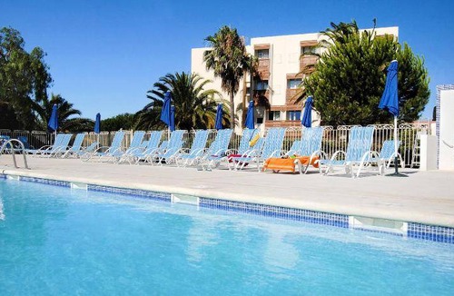 Les Bormettes Apartment | 40 m² Serviced apartment ∙ 2 bedrooms ∙ 10 guests