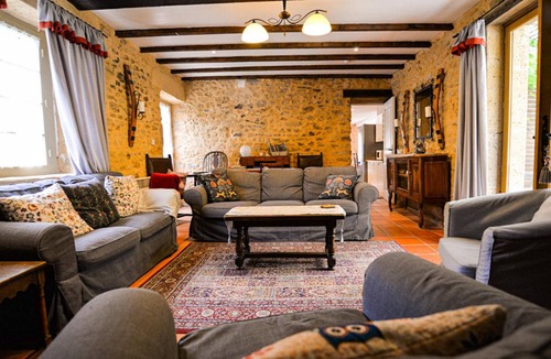 Tremolat House | 400 m² House ∙ 7 bedrooms ∙ 16 guests