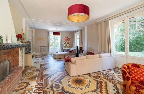 Saint-Gence Villa | 400 m² Villa ∙ 8 bedrooms ∙ 15 guests