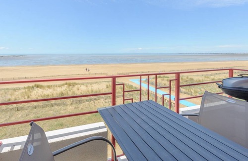 Port District Apartment | 42 m² Apartment ∙ 1 bedroom ∙ 4 guests