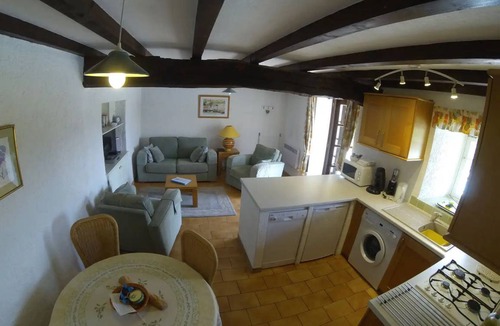 Salies-de-Bearn House | 42 m² House ∙ 1 bedroom ∙ 2 guests