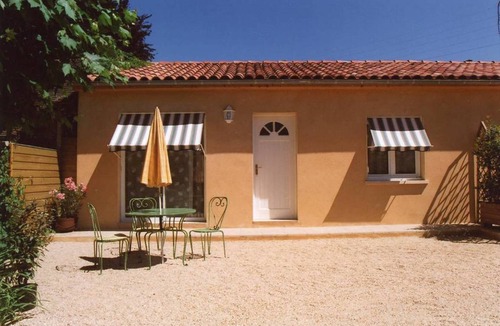 Sarlat-la-Caneda Villa | 42 m² Villa ∙ 1 bedroom ∙ 4 guests