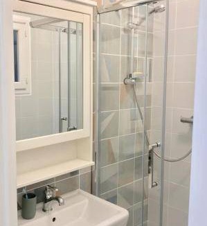 Noailles Apartment | 43 m² Apartment ∙ 2 bedrooms ∙ 4 guests