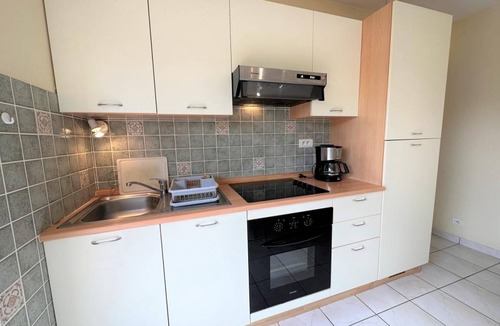 Saint-Julien-en-Born House | 43 m² Gîte ∙ 1 bedroom ∙ 2 guests