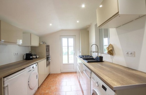 Saint-Aubin-de-Lanquais House | 45 m² Gîte ∙ 1 bedroom ∙ 2 guests
