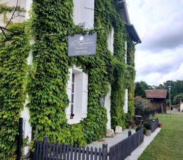 Bourriot-Bergonce Bed & Breakfast | 45 m² Bed and breakfast ∙ 4 guests