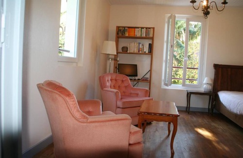Naves House | 45 m² Gîte ∙ 1 bedroom ∙ 2 guests