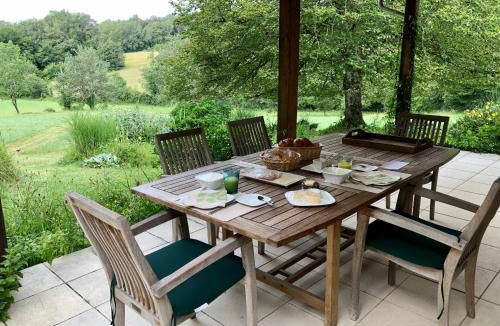 Saint-Pierre-de-Cole Bed & Breakfast | 46 m² Bed and breakfast ∙ 2 guests
