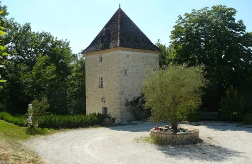 Beauville House | 48 m² House ∙ 1 bedroom ∙ 2 guests