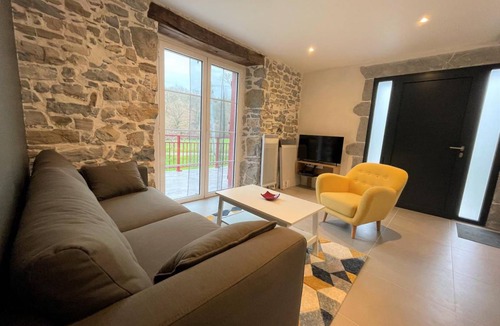 Ainhice-Mongelos House | 49 m² Gîte ∙ 1 bedroom ∙ 2 guests