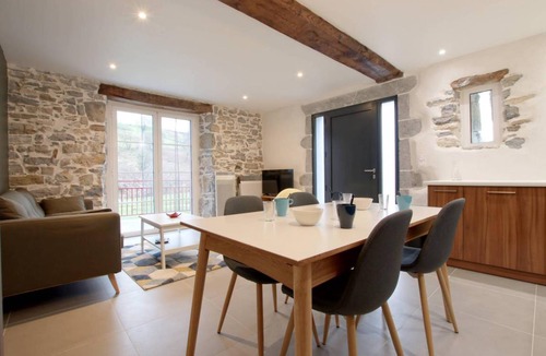Ainhice-Mongelos House | 49 m² Gîte ∙ 1 bedroom ∙ 2 guests