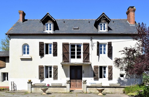 Miossens-Lanusse House | 5 bedroom nice home in Miossens Lanusse