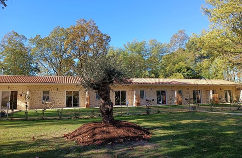 Saint-Pardon-de-Conques Cottage | 5 Gîtes 2/4 pers. + 3 ch. 26 pers.au total with swimming pool on 5000 m² grounds