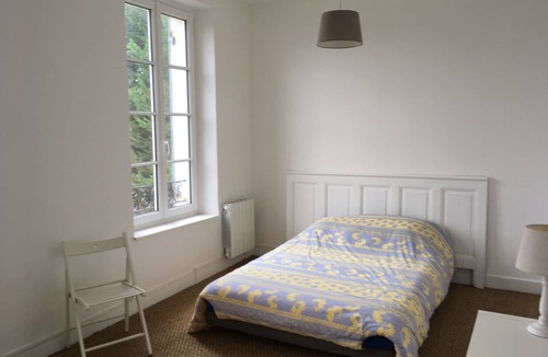 La Tremblade Apartment | 5-room apartment 2 mn walk from town. 5 mn from beaches, 25 mn from Royan.