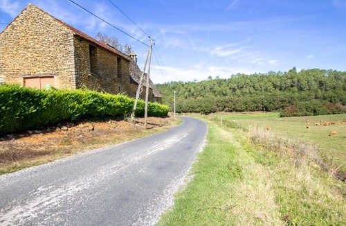 Marcillac-Saint-Quentin House | 50 m² Gîte ∙ 1 bedroom ∙ 3 guests