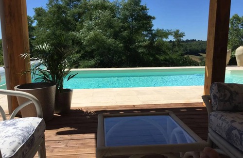 Rochechouart Apartment | 50 m² Apartment ∙ 1 bedroom ∙ 2 guests