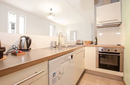 Grand Parc-Paul Doumer Apartment | 50 m² Apartment ∙ 1 bedroom ∙ 4 guests