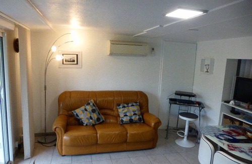 Latresne Apartment | 50 m² Apartment ∙ 2 bedrooms ∙ 4 guests